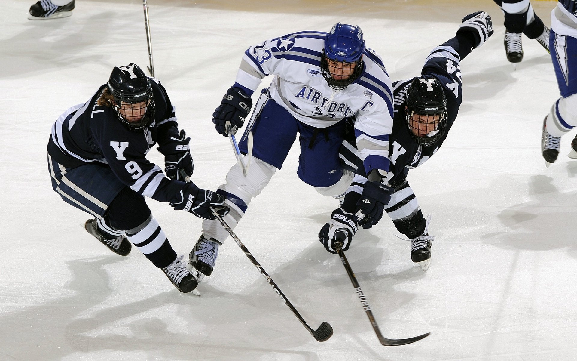 9游-青少年足球裁判员“培训+实战”一体化，行业素质显著提升，足球裁判员培训班